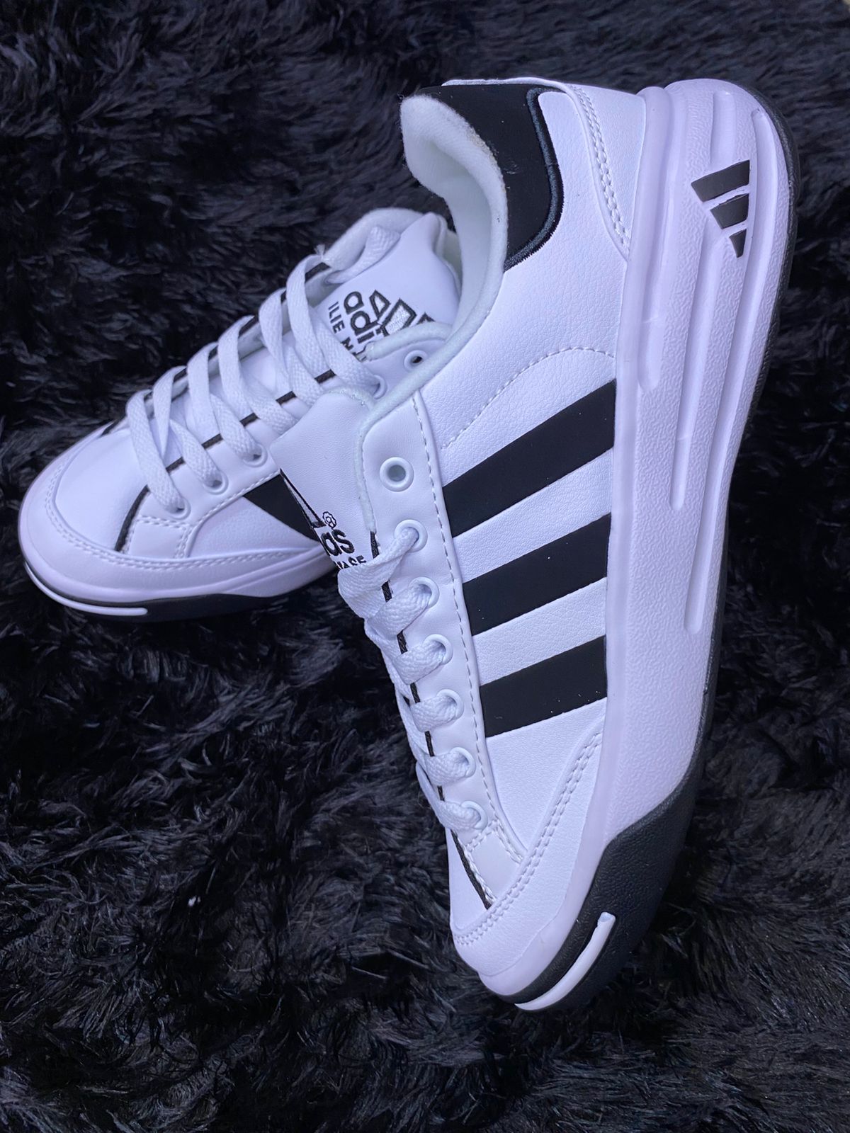 ZAPATOS  ADIDAS